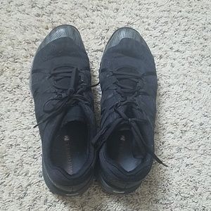 《WOMENS MERRELL BRAND SHOES》